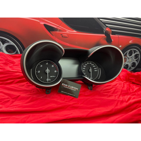ENG-Custom automotive products and installations - Conta KM TFT 7" Alfa Romeo Stelvio Diesel