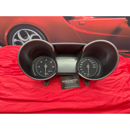 ENG-Custom automotive products and installations - Conta KM TFT 7" Alfa Romeo Giulia Diesel